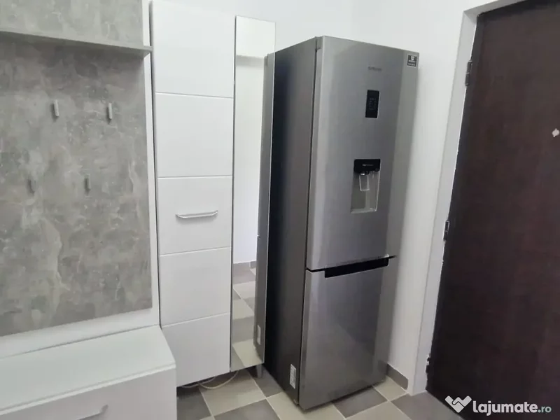 Dristor, ap. de inchiriat 2 camere,